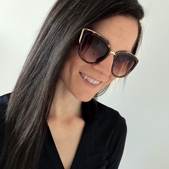 Tortoise Cat Eye Sunglasses With Gold Trim - Picture 3 of 4